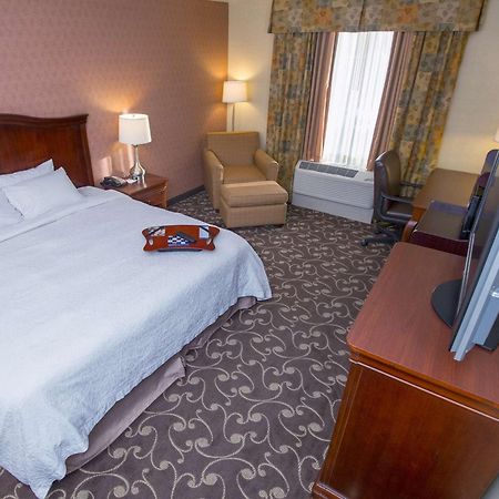 Hotel Hampton By Hilton Brattleboro Extérieur photo