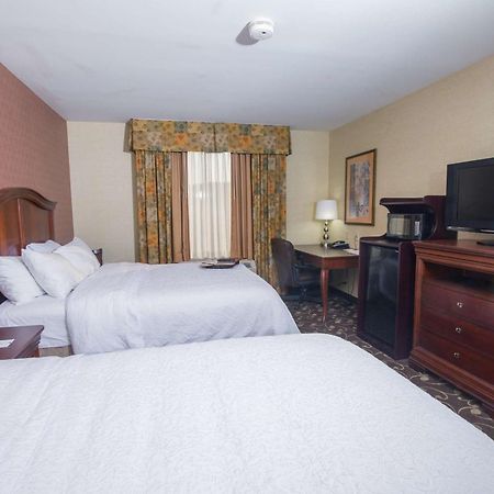 Hotel Hampton By Hilton Brattleboro Extérieur photo