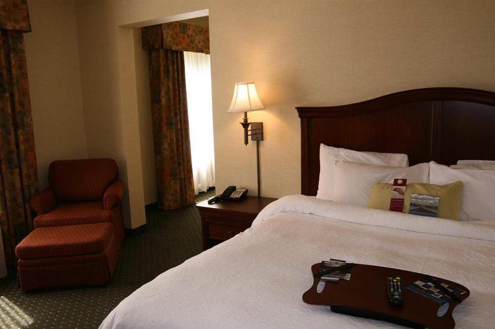 Hotel Hampton By Hilton Brattleboro Chambre photo