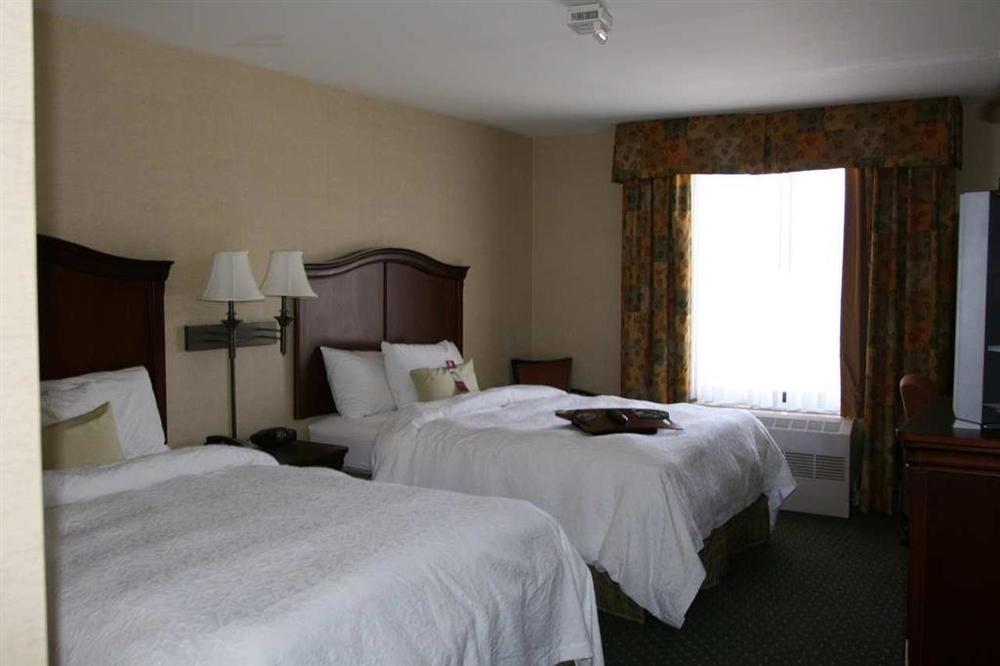 Hotel Hampton By Hilton Brattleboro Chambre photo