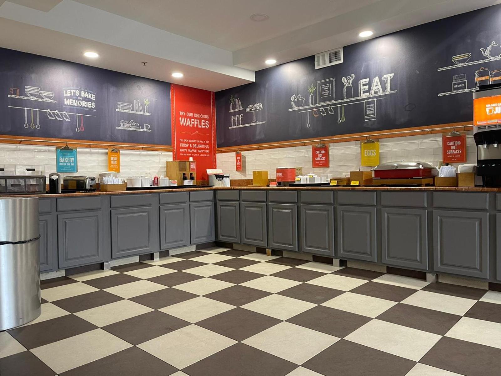 Hotel Hampton By Hilton Brattleboro Extérieur photo