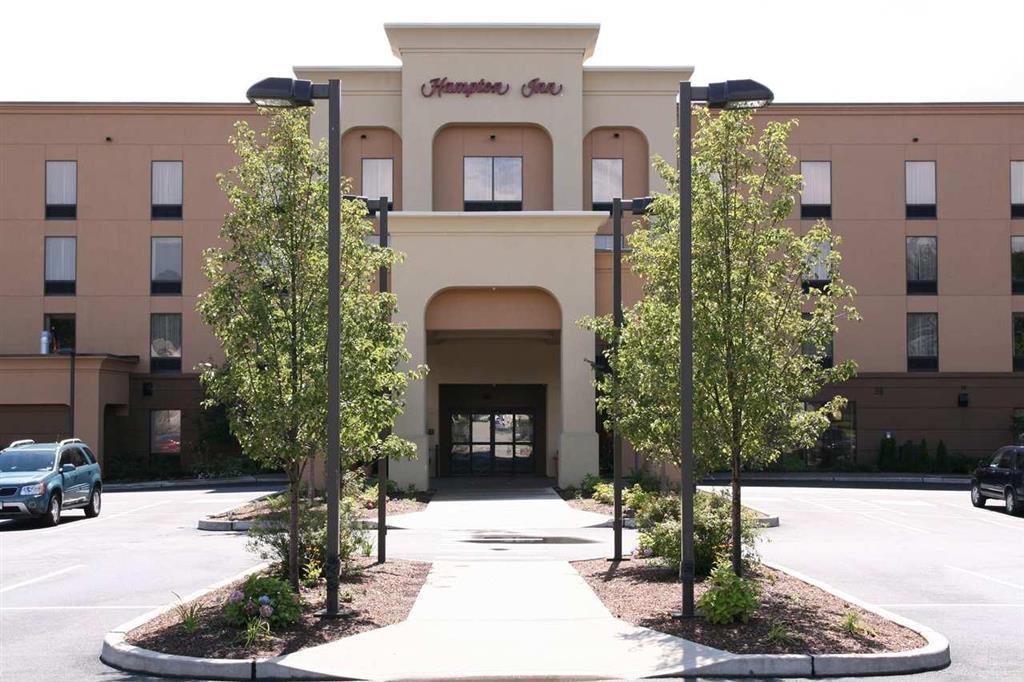 Hotel Hampton By Hilton Brattleboro Extérieur photo